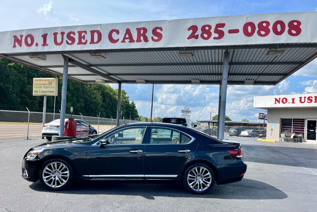 2014 Lexus LS Base's photo