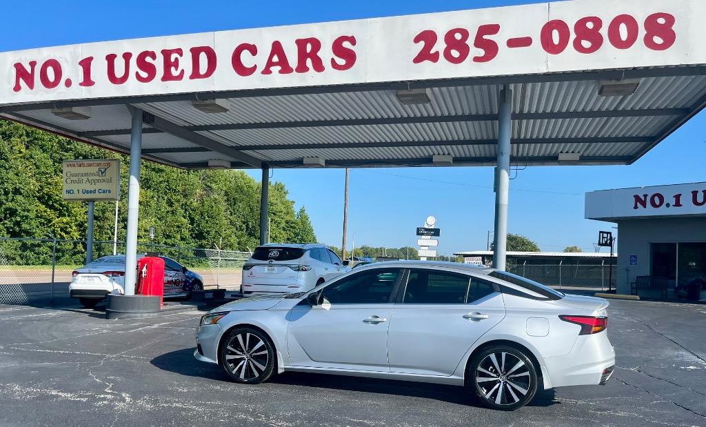 2021 Nissan Altima SR
